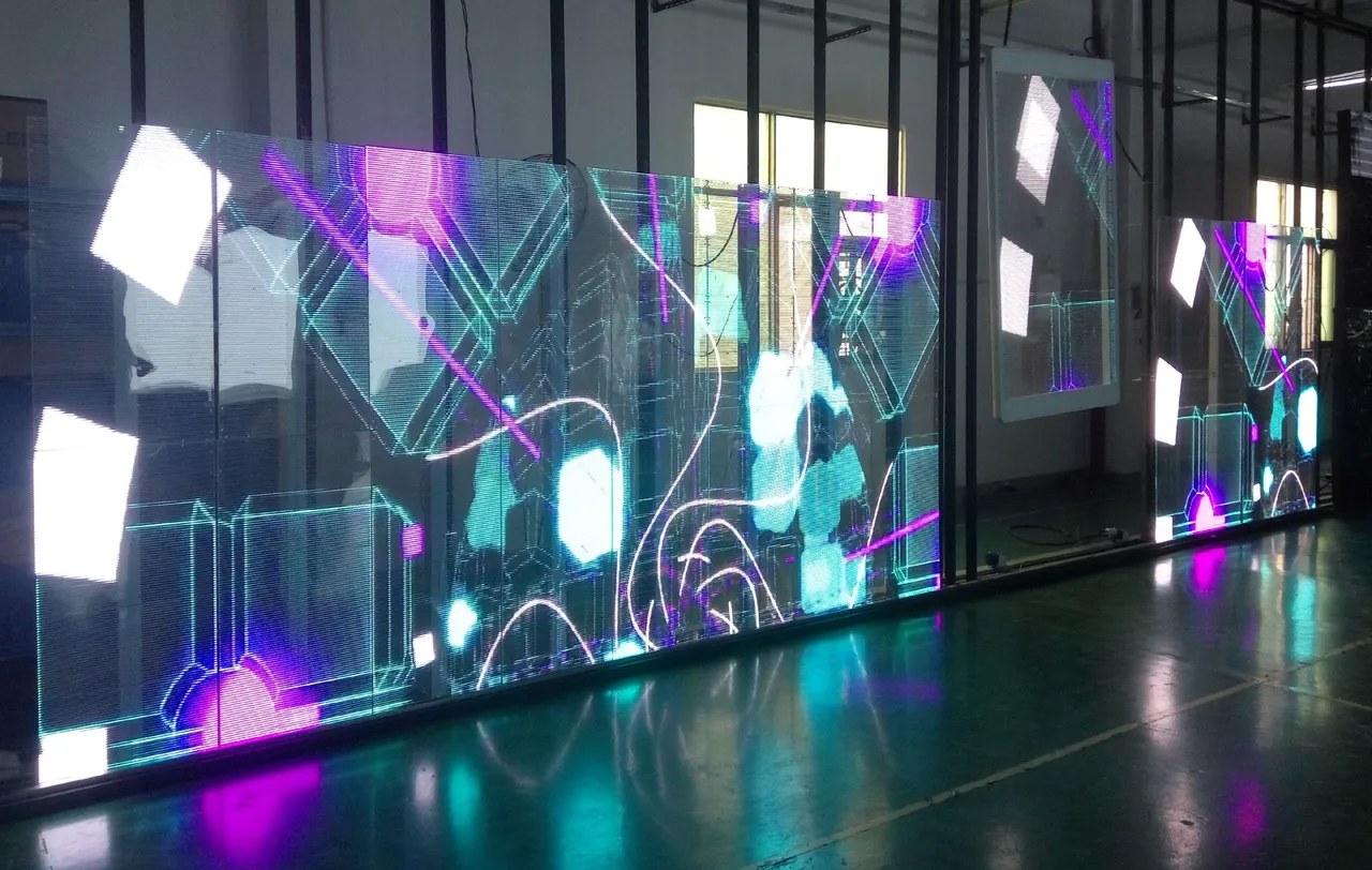 Transparan LED
